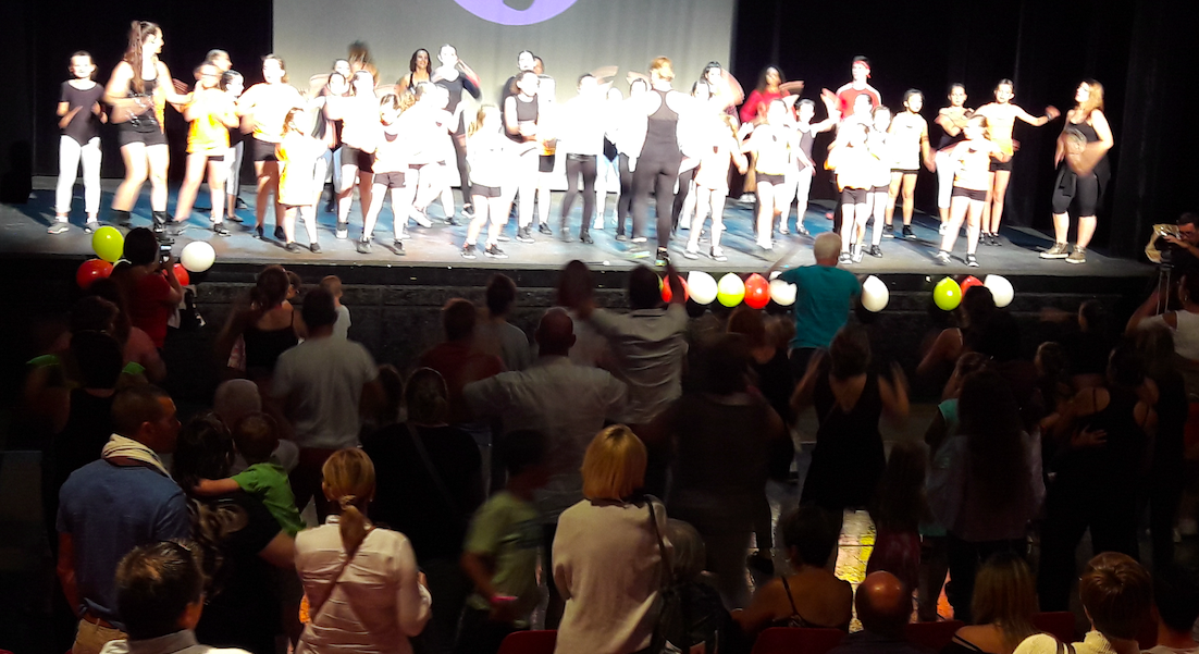 SPECTACLE